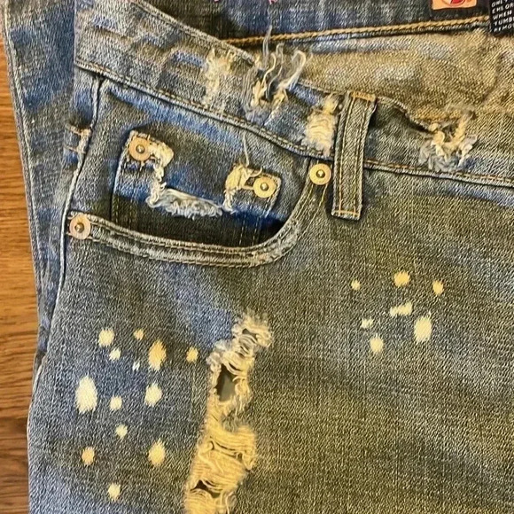 Duck Head Juniors 13 Distressed Faded Bleached Cuffed Light Wash Capri Jeans - Picture 7 of 9